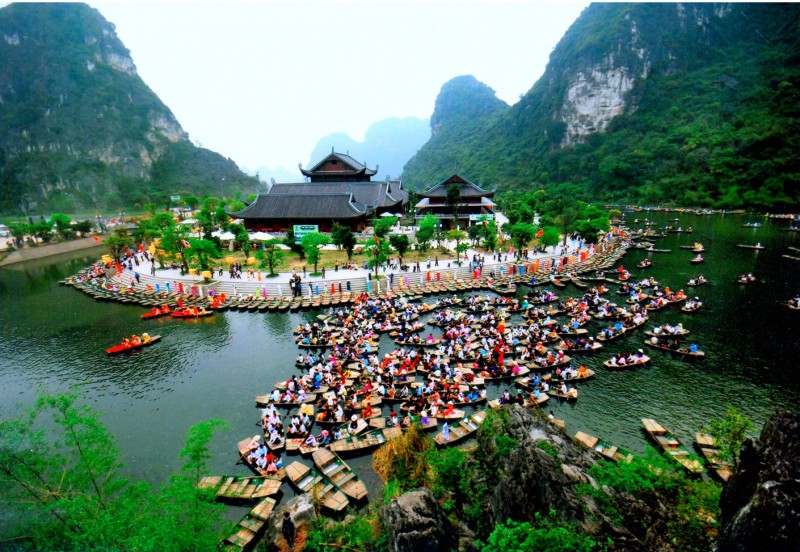 5 SPIRITUAL TOURIST DESTINATIONS YOU SHOULD VISIT AT THE BEGINNING OF THE YEAR